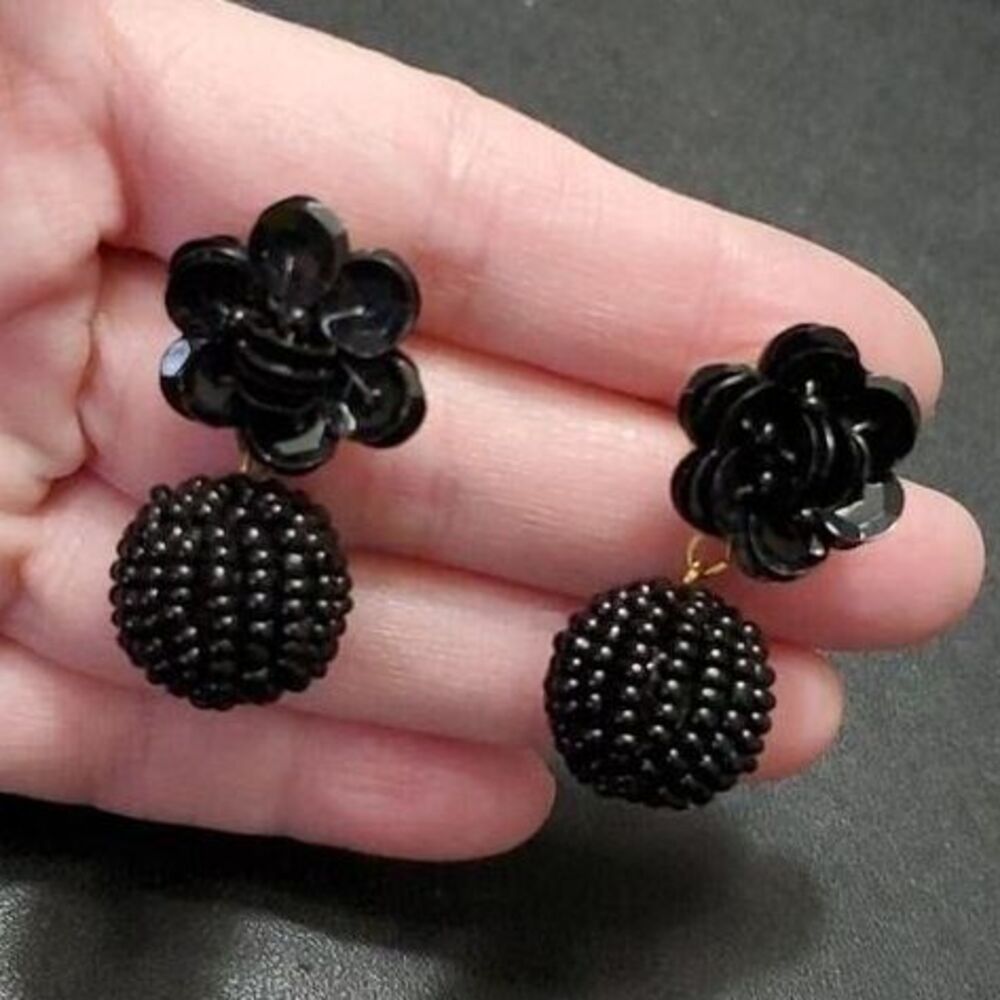 Vintage black flower earrings seed bead sequins